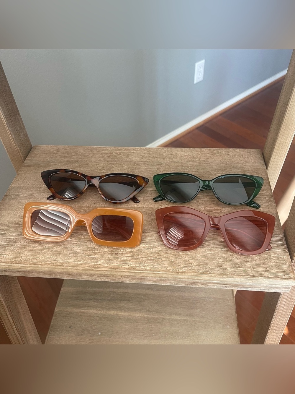 Lot of 4 Women’s Fashion Sunglasses SOJOS | Amalthea | Cat Eye UV Protection